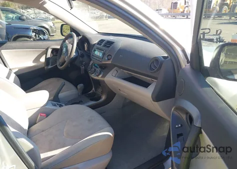 2012 Toyota Rav4 z USA, uszkodzony, nr VIN 2T3JF4DV8CW252272